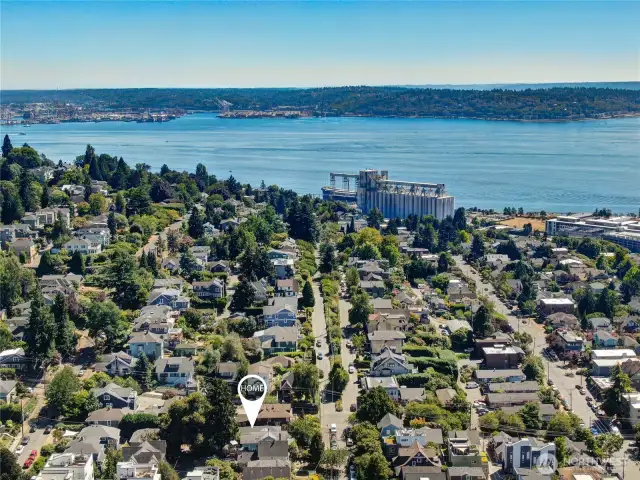 Amazing Queen Anne location.