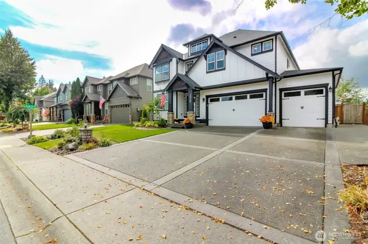 Community living in White River Estates