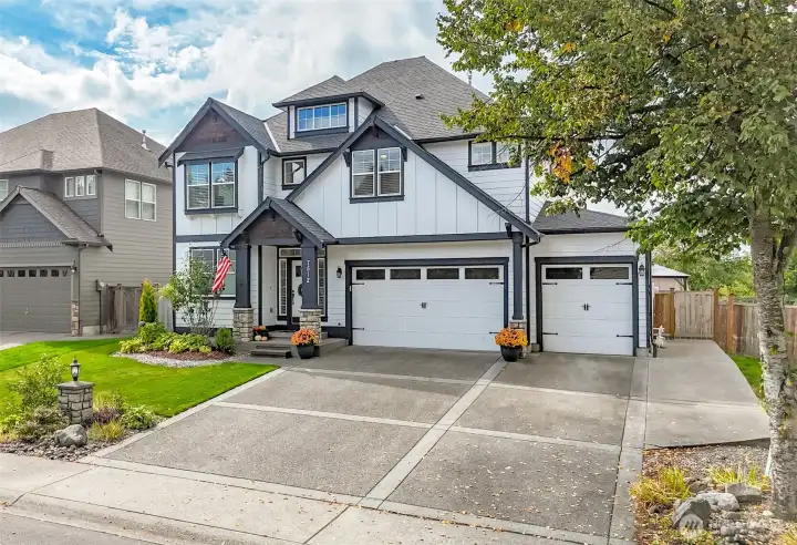 a rare 4 car garage with one bay being tandem