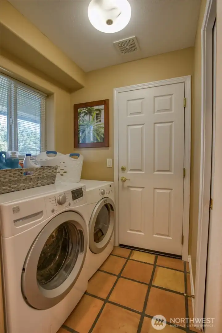 Laundry - Lower Level to Garage