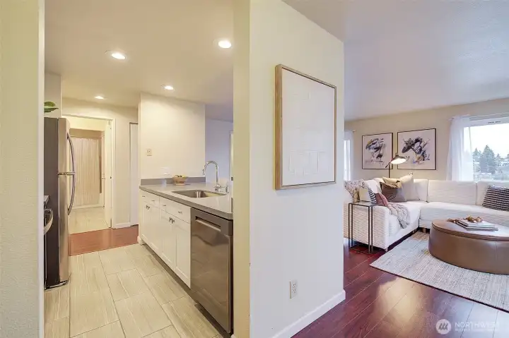 Brand new kitchen w/ new appliances