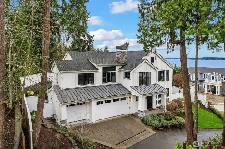 Custom Farmhouse in Mercer Island’s North End Community