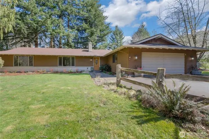 Well maintained front yard