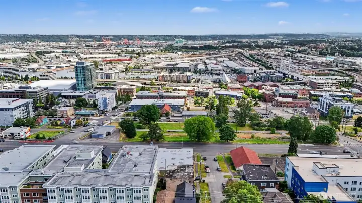 Strong rental appeal and excellent access to Tacoma's vibrant urban amenities.