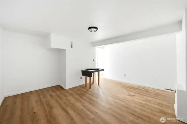 Downstairs bonus room Downstairs bonus room