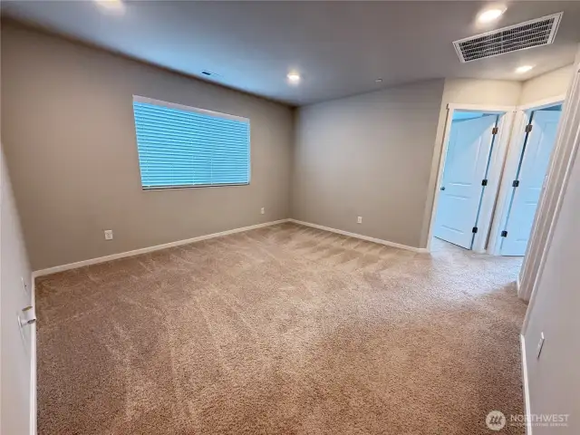 Loft/Den