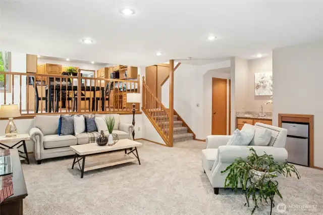 Cozy, comfortable family room with mini refrigerator and wet bar great for entertaining and movie night!