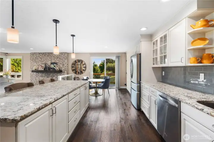 & stainless steel high-end appliances!