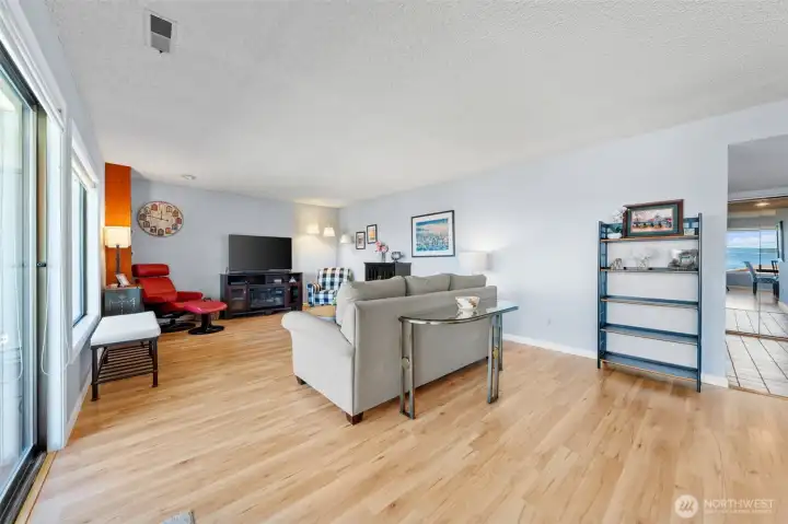 Spacious great room floorplan.