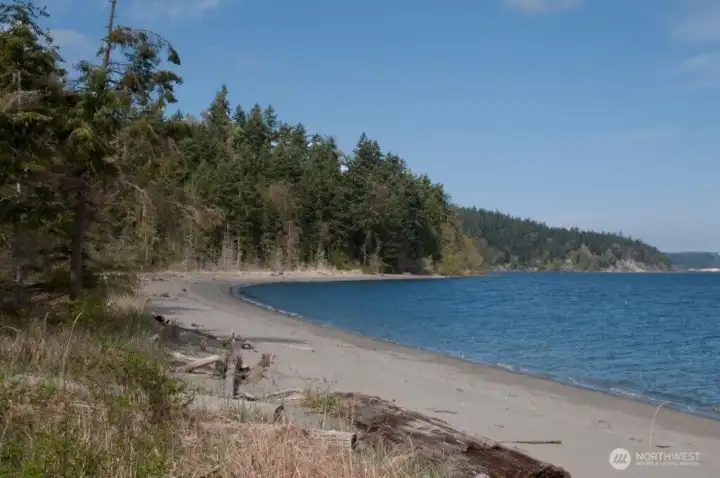 wonder sand walking beach.