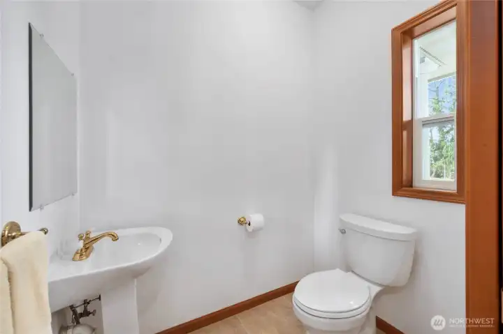 Bathroom #4 - main level