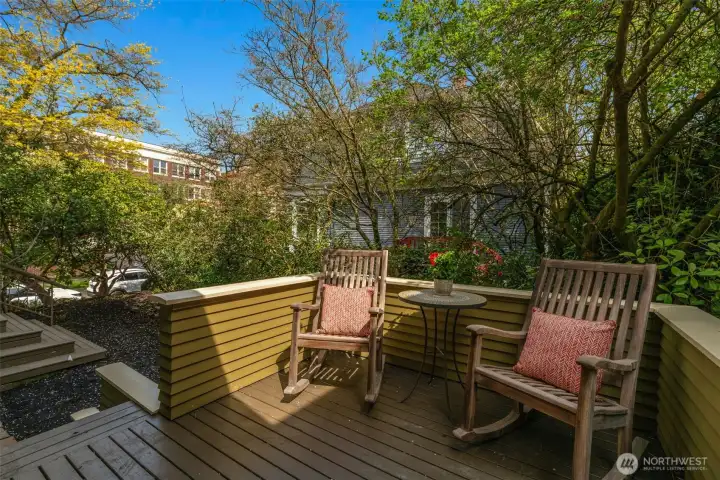 Private deck off of eat-in kitchen.