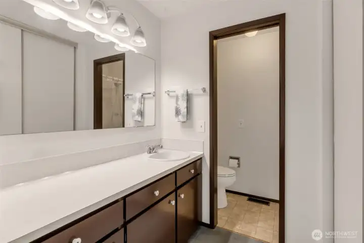 Main floor bath.