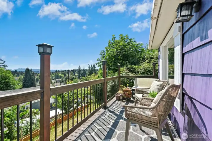 Look at those Cascade Mountain views on your newer trex deck! Look at those Cascade Mountain views on your newer trex deck!