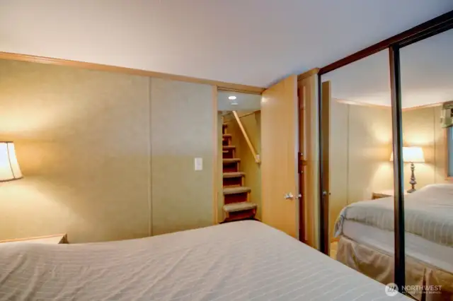 Storage in the bedroom