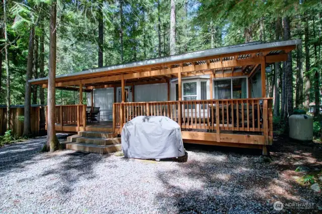 Picture you here on this beautiful covered outdoor living!