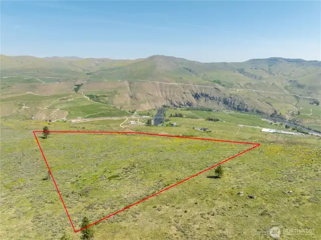 Property lines are approximate