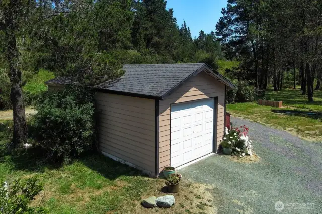 Single car separate garage for those "special" vehicles.