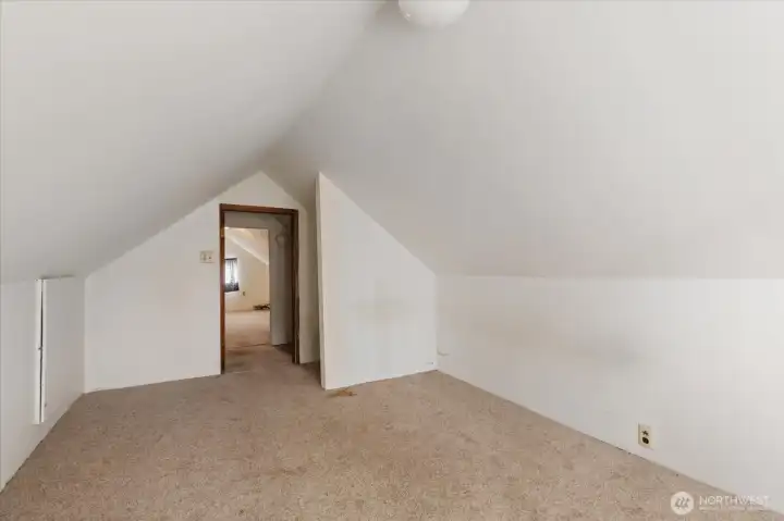 Upper room 2