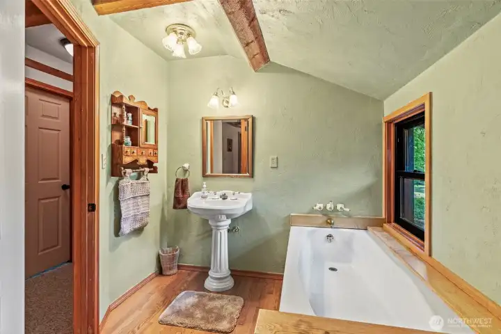 Bathroom with tub