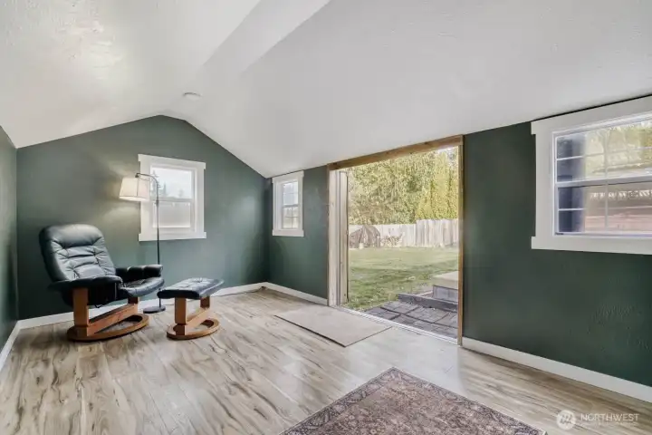 Fantastic detached studio.