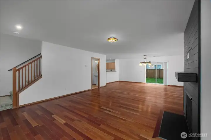 Living Room / Dining Room