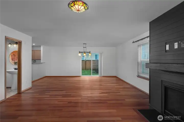 Living Room / Dining Room