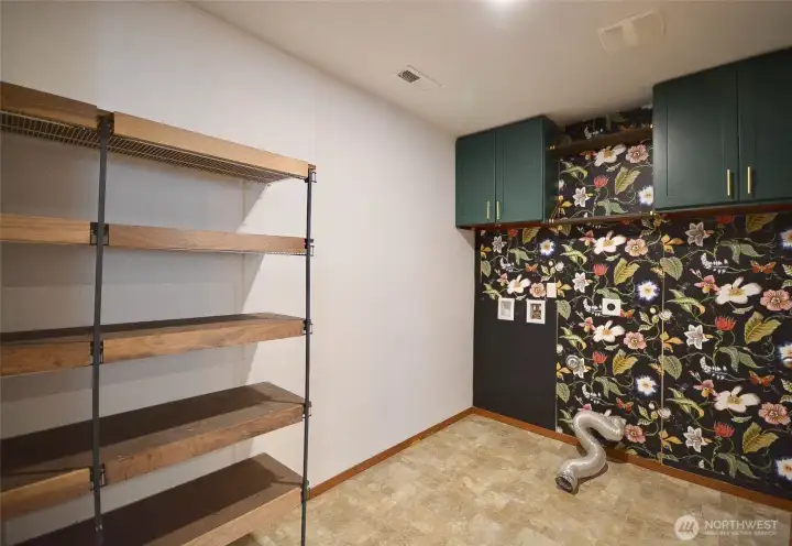 Laundry/Pantry Laundry/Pantry
