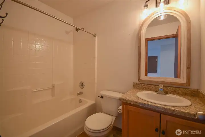 2nd Floor Full Bath 2nd Floor Full Bath