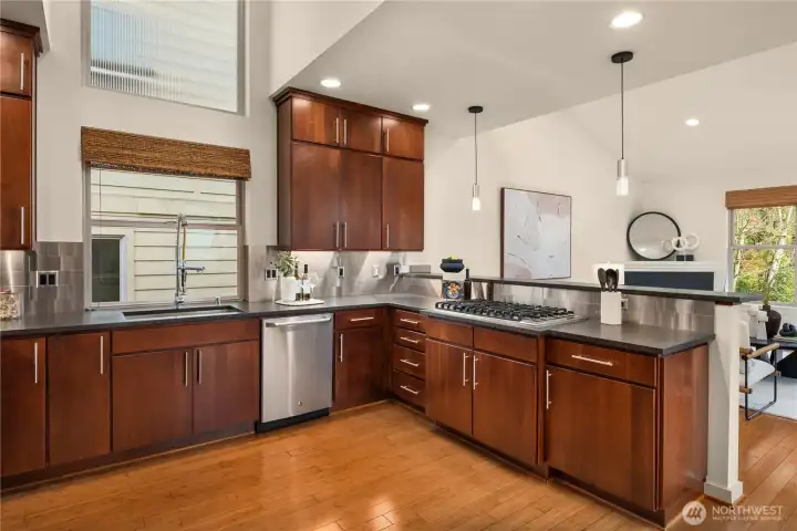 Great storage & counterspace along with a huge walk-in pantry. The 2 car garage leads straight into the kitchen for easy offloading of groceries.