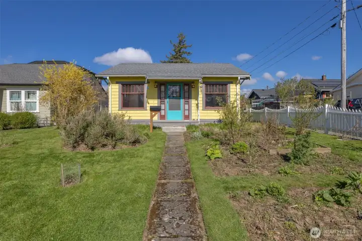 The home is nicely setback from the street giving it privacy.