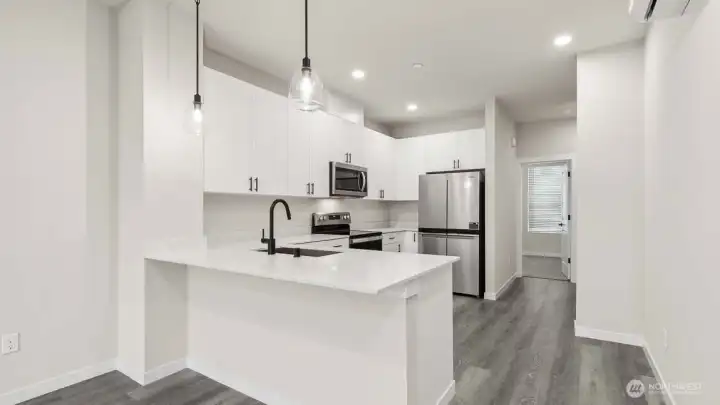 Photos are for representation only.  Features, colors and selections may differ from photograph. See site agent for details.