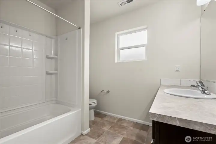 Common bathroom Common bathroom