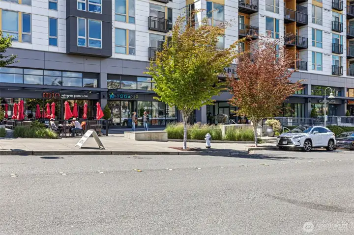 So close! Hit Mioposto happy hour; just 1.5 blocks away! So close! Hit Mioposto happy hour; just 1.5 blocks away!