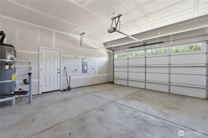 Large 2 car garage. Large 2 car garage.