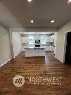 Great Room to Kitchen