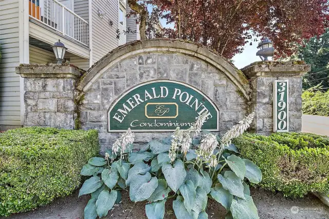 Emerald Pointe Condominiums