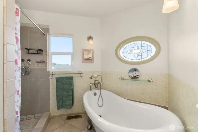 Full Bath 2nd floor ADU