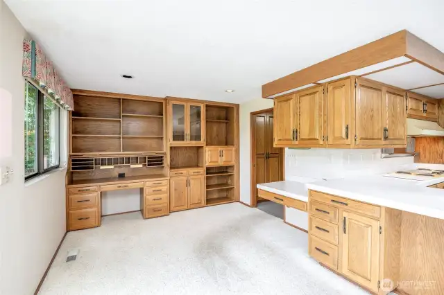 Den/Office with built-ins right off the kitchen