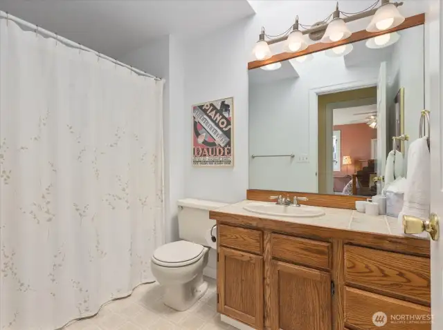 2nd floor hall bath