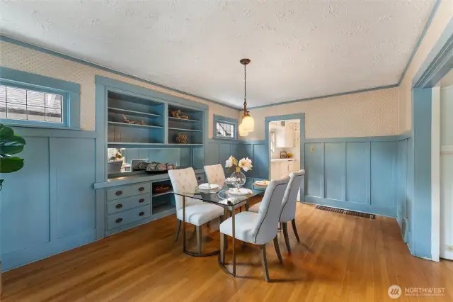 View from the front of the house, through the dining room into the kitchen