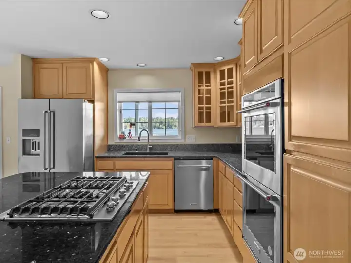 Gas cooktop