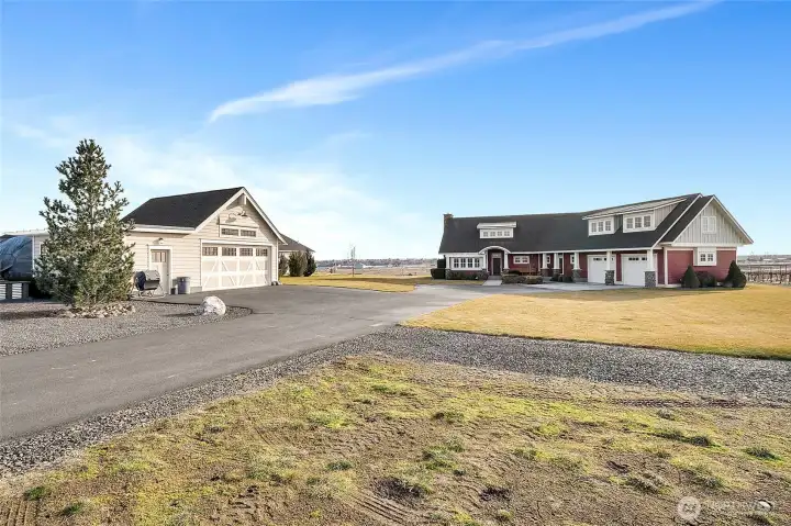 A 3,494 square foot home with an insulated shop, settle in to the country serenity paired with custom luxury and modern convenience. More than a home—it’s the backdrop for your next beautiful chapter.