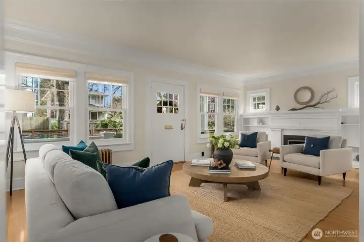 Original millwork & built-ins