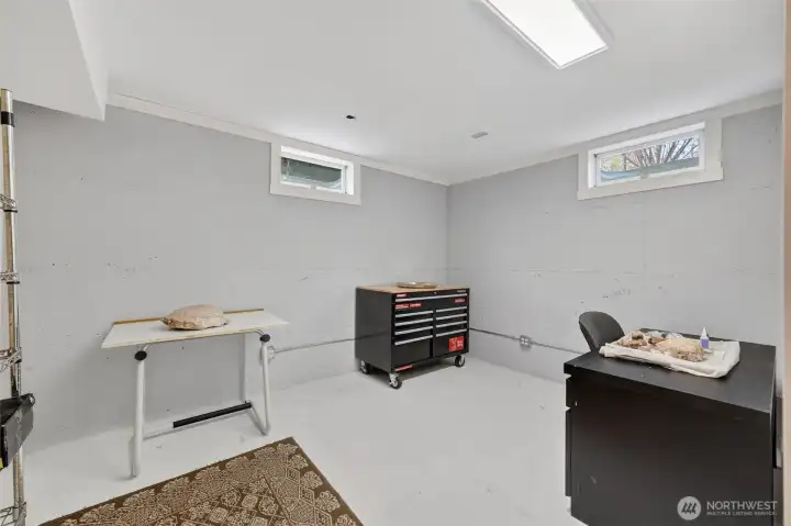 Basement extra room Basement extra room