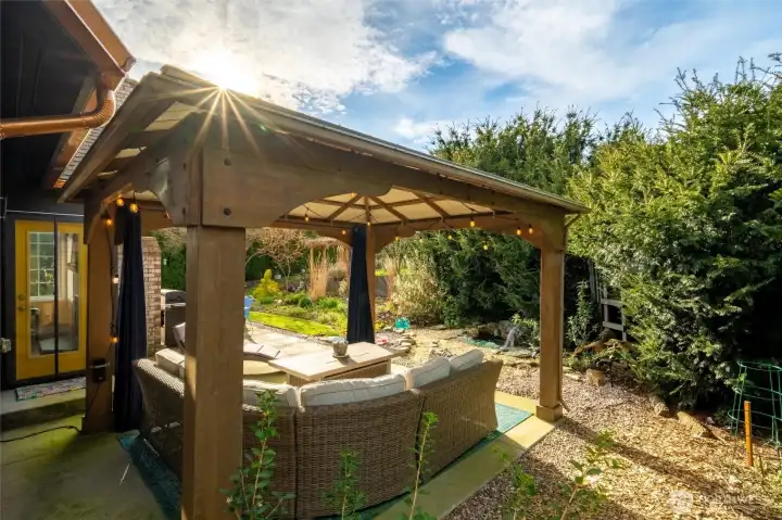 Outdoor gazebo Outdoor gazebo