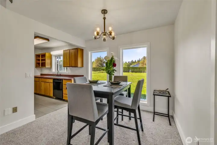 DINING AREA OFF KITCHEN DINING AREA OFF KITCHEN