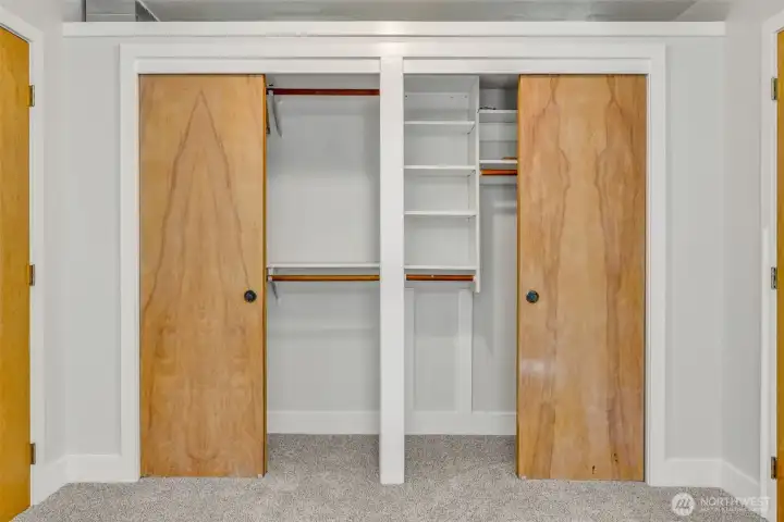 PRIMARY BEDROOM CLOSET PRIMARY BEDROOM CLOSET