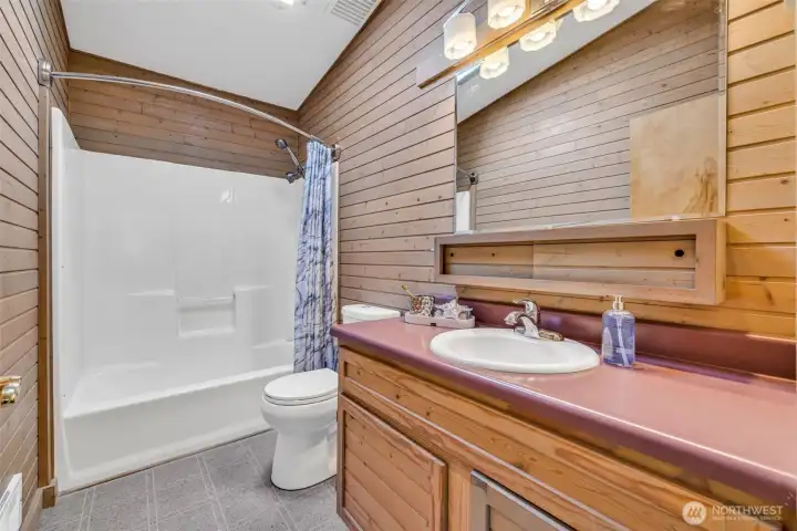 CABIN FULL BATH CABIN FULL BATH