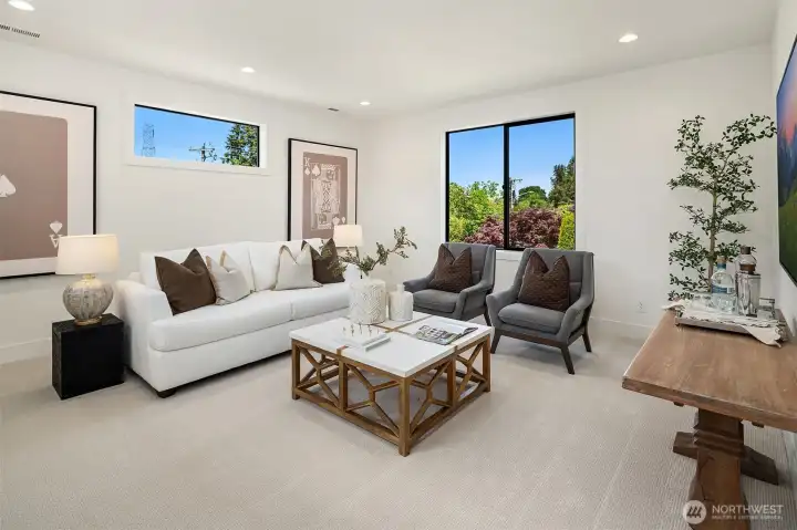Flexible upper floor bonus space